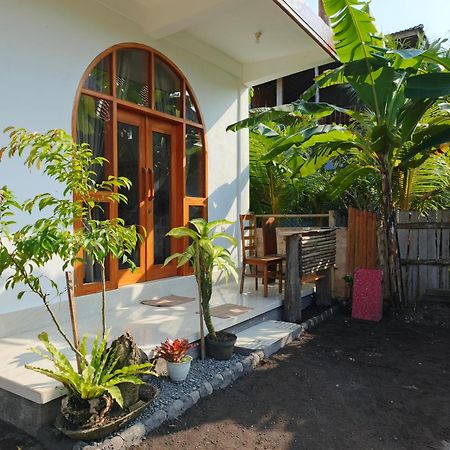 Friend House Stay & Surf Airsatang Ngoại thất bức ảnh
