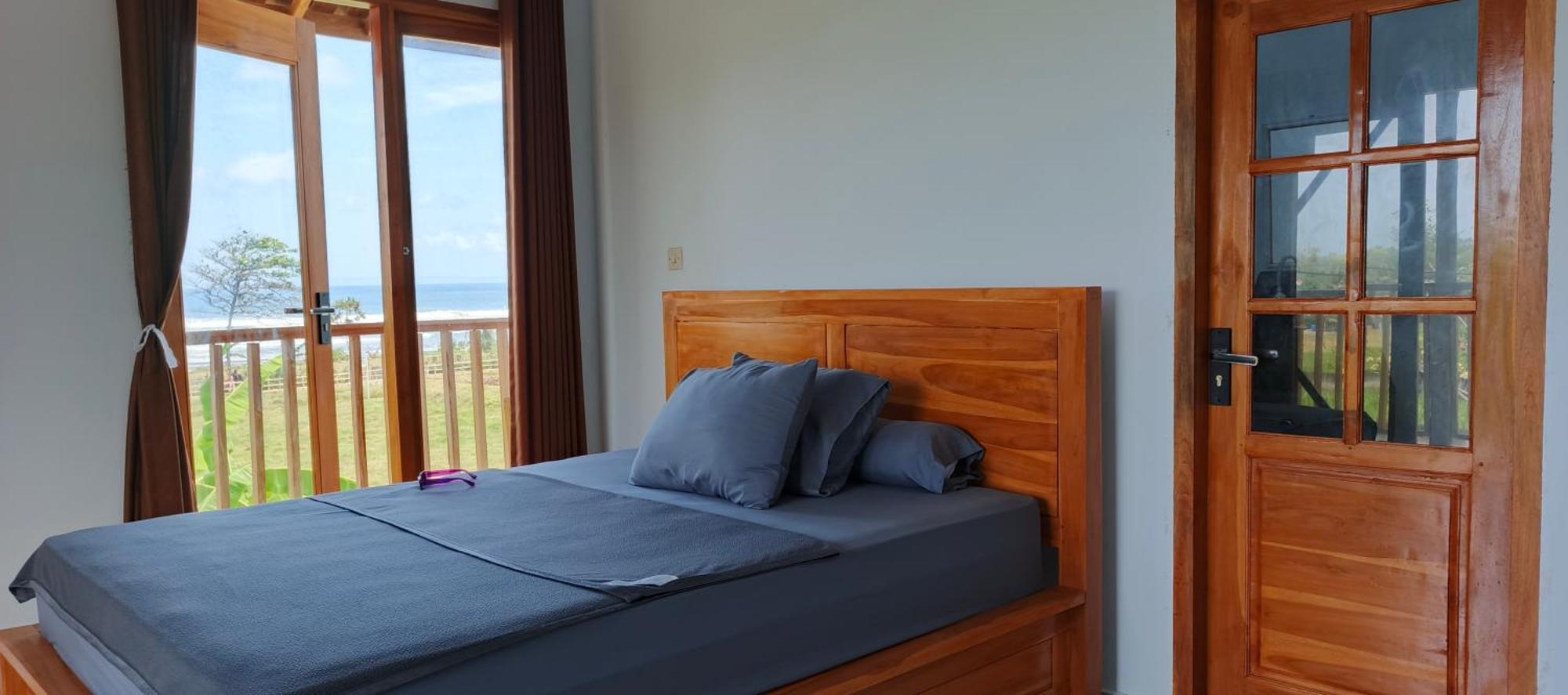 Friend House Stay & Surf Airsatang Ngoại thất bức ảnh