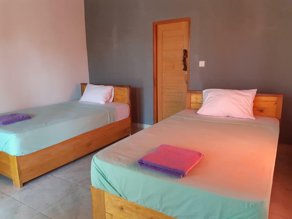 Friend House Stay & Surf Airsatang Ngoại thất bức ảnh