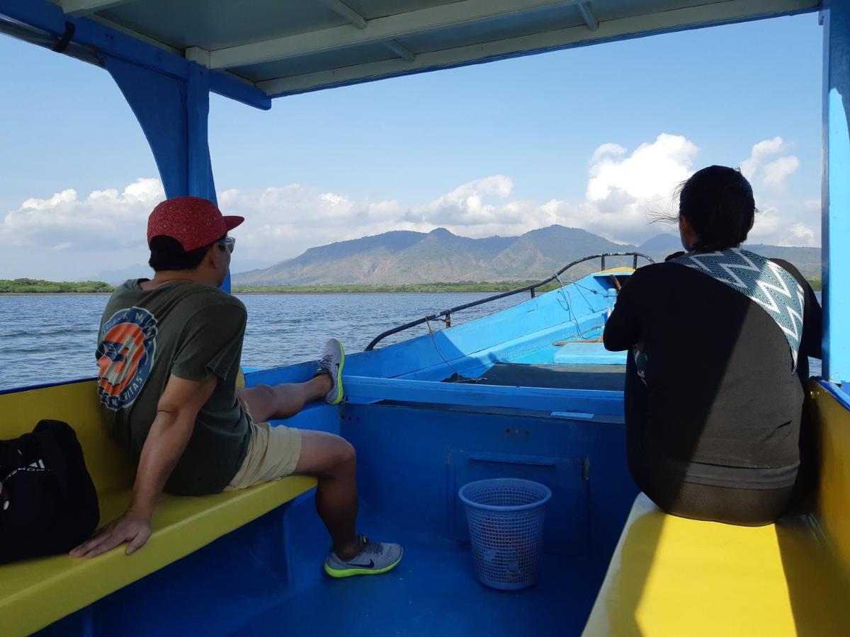 Friend House Stay & Surf Airsatang Ngoại thất bức ảnh